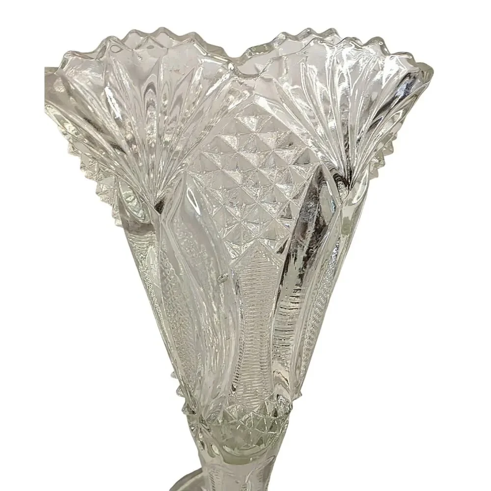 Vintage Early American Brilliant Pressed Glass Fan/Trumpet Vase 12